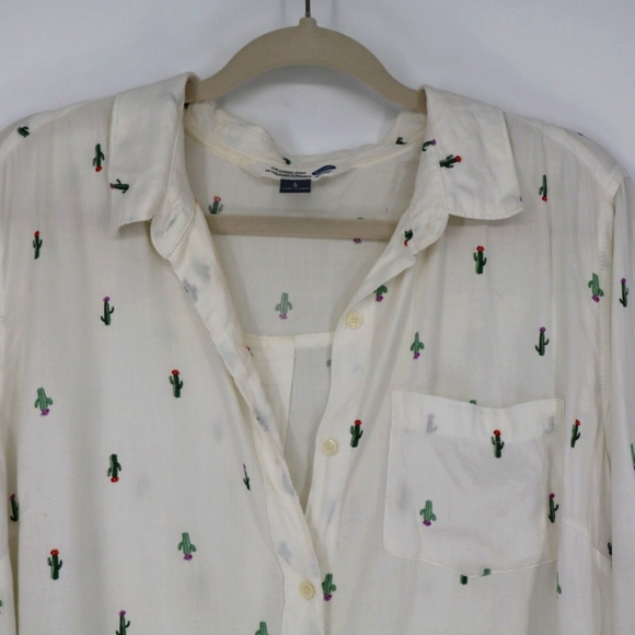 Old Navy Button Front Classic Shirt Women Large White Cactus Print Cotton‎ Rayon - Picture 2 of 13